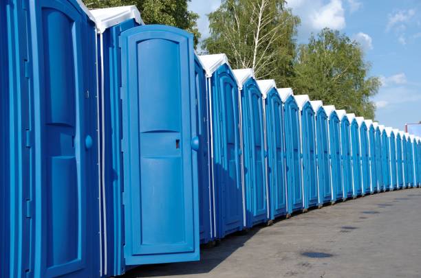 Portable bathroom rental in Ellinwood, KS